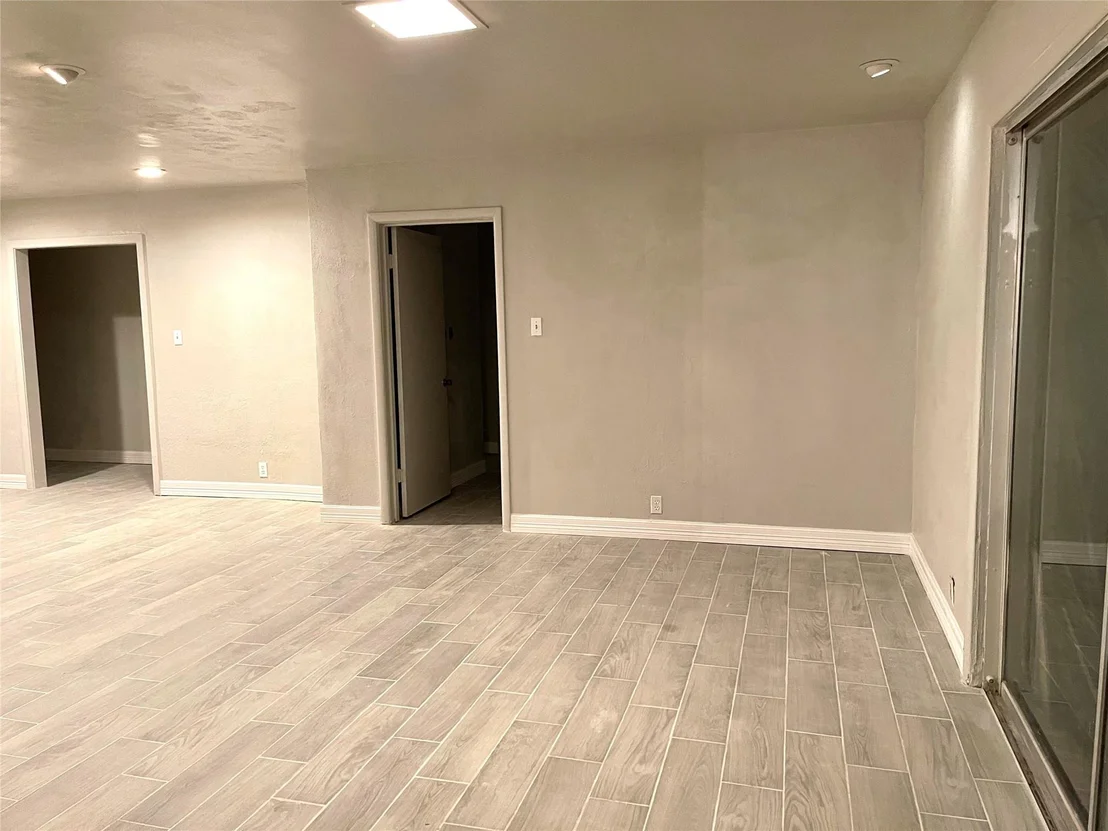 Photo of 5131 Indigo Street