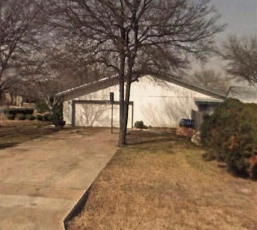 Photo of 1810 S West Drive
