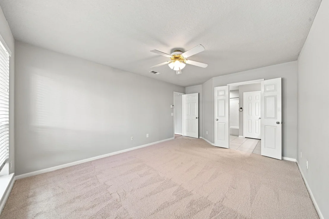 Photo of 20619 Apache Lake Drive