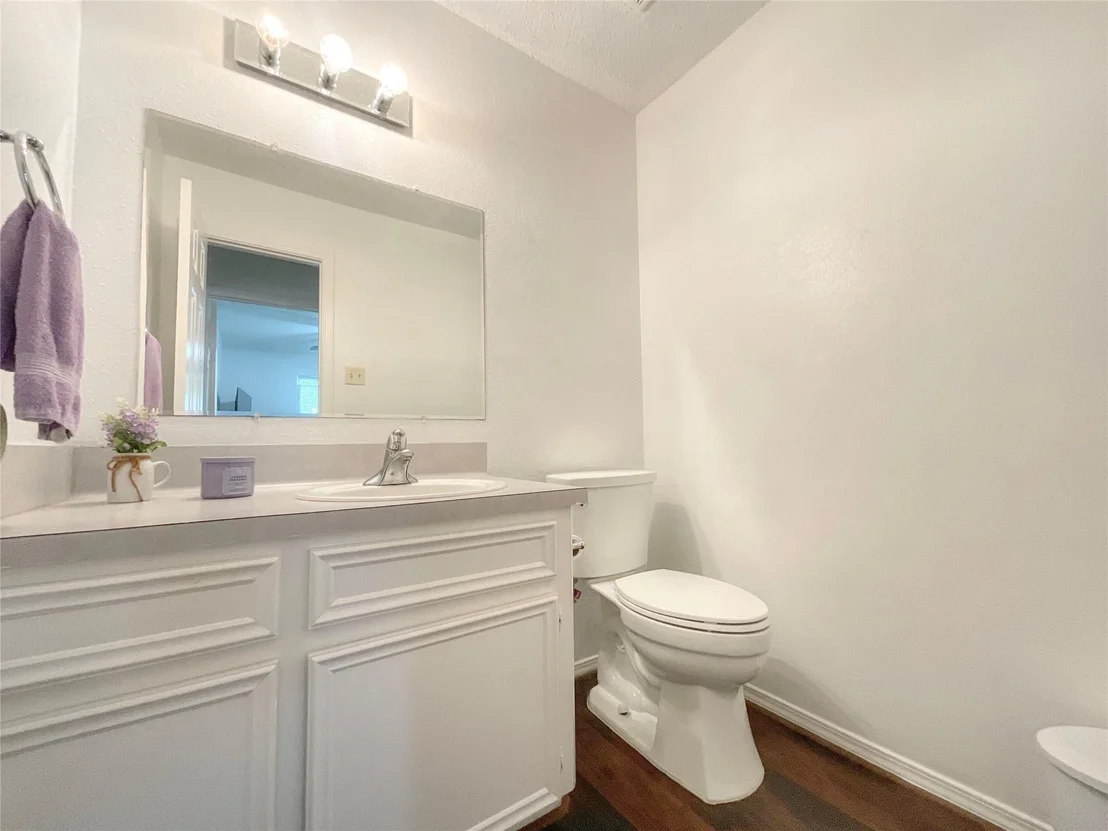 Photo of 1155 Holbech Lane
