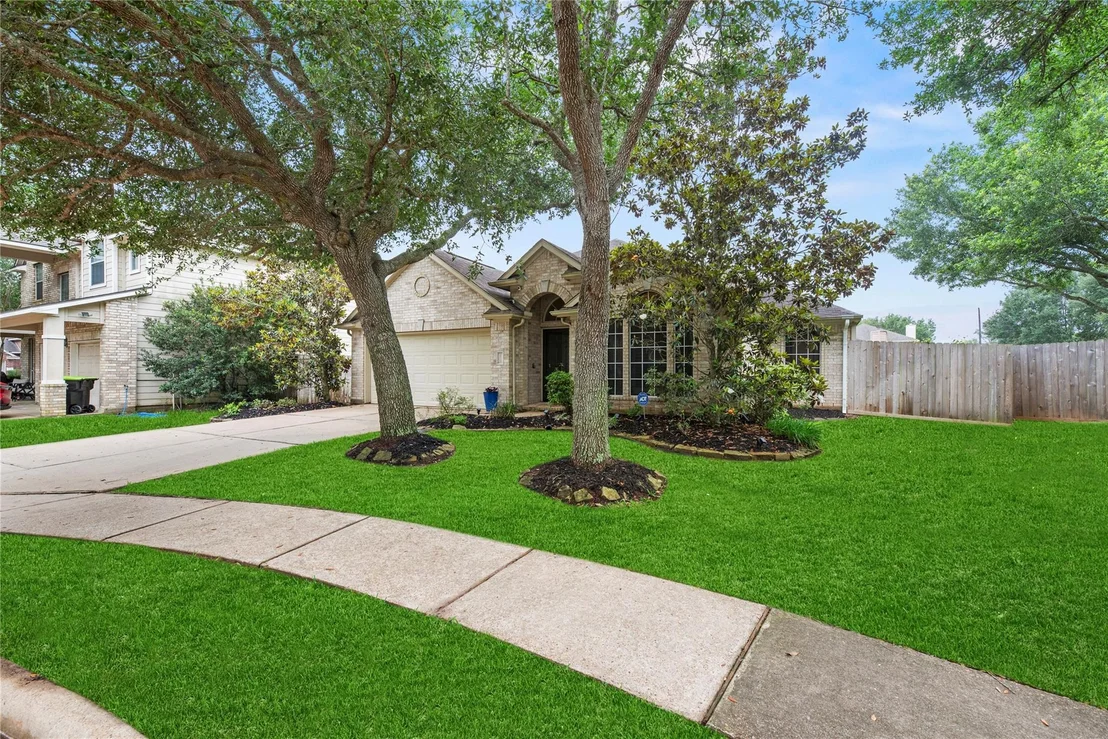 Photo of 10310 Dell Circle