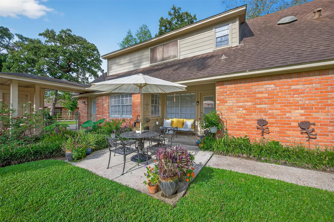 Photo of 105 Glenmora Court