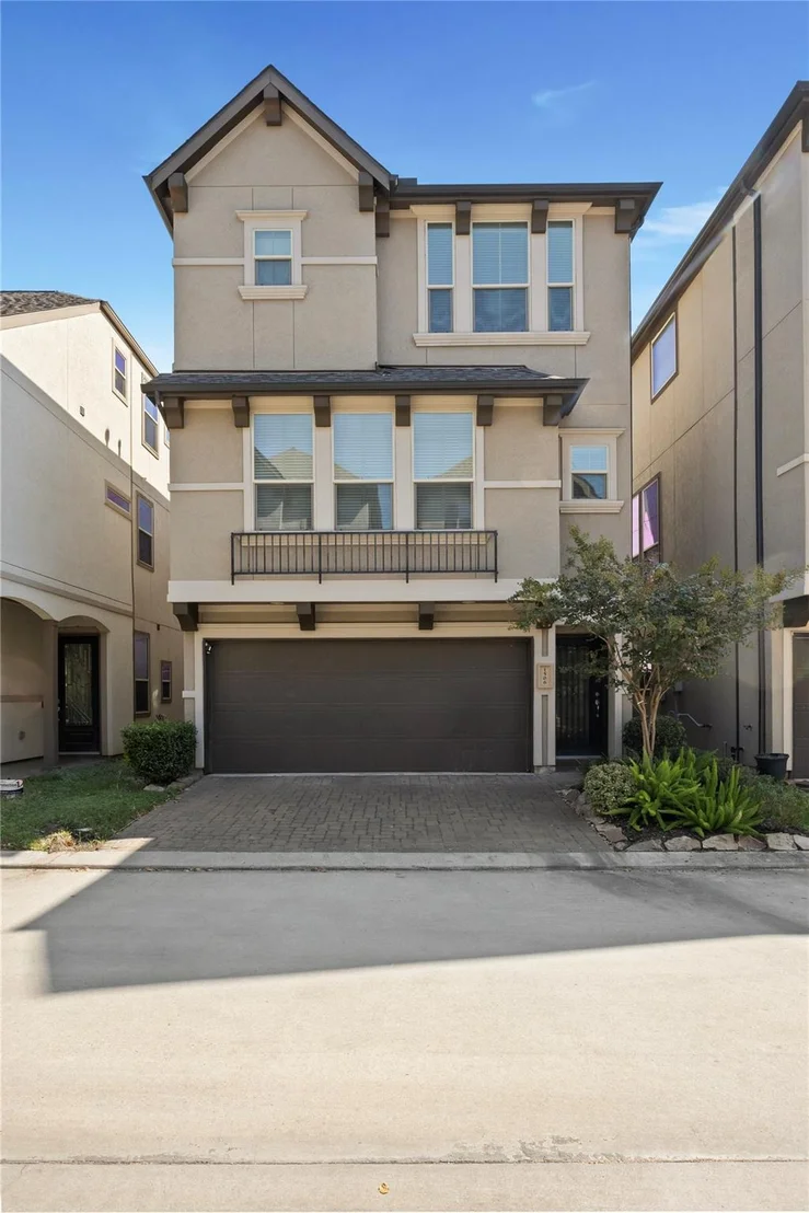 Photo of 1506 Brayson Oaks Place