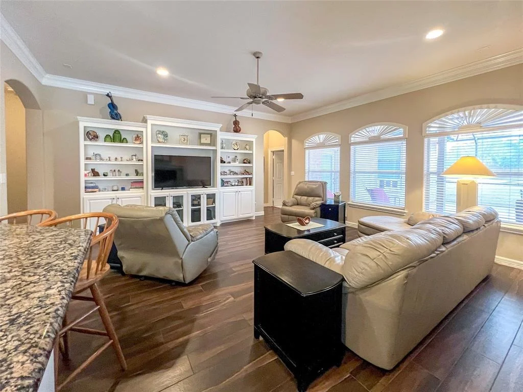 Photo of 141 Spanish Oak Circle
