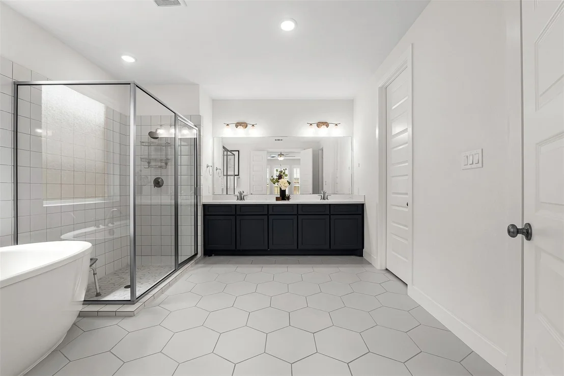 Photo of 28314 Emerald Bend