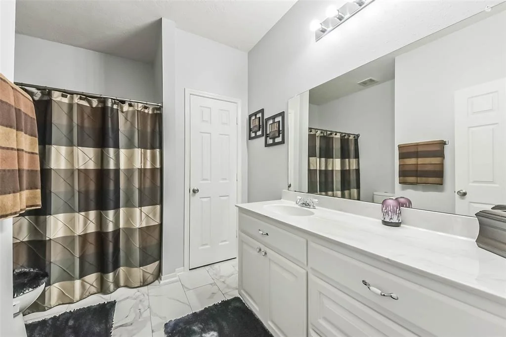 Photo of 902 Parsonfield Court