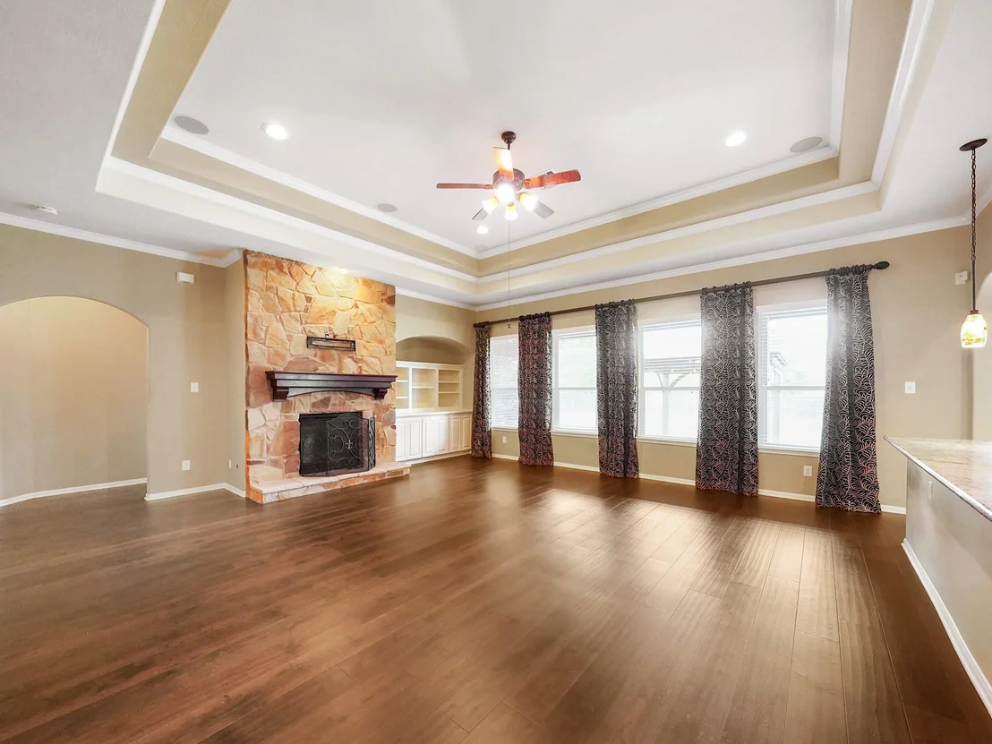 Photo of 22635 Pineleigh Court