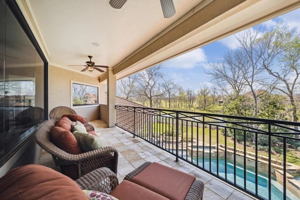 Photo of 1 Commanders Point