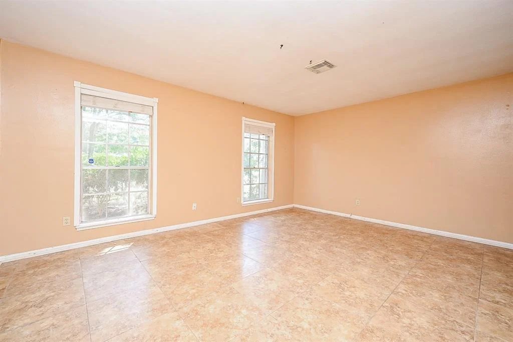Photo of 17815 Loring Lane