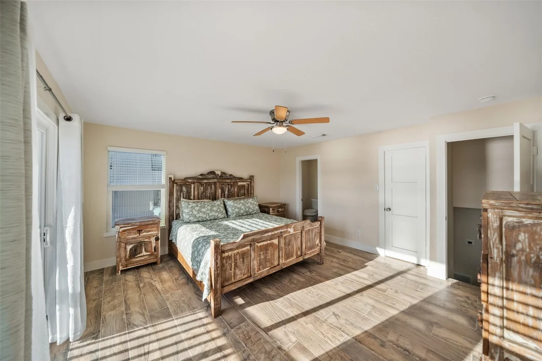 Photo of 414 County Road 243