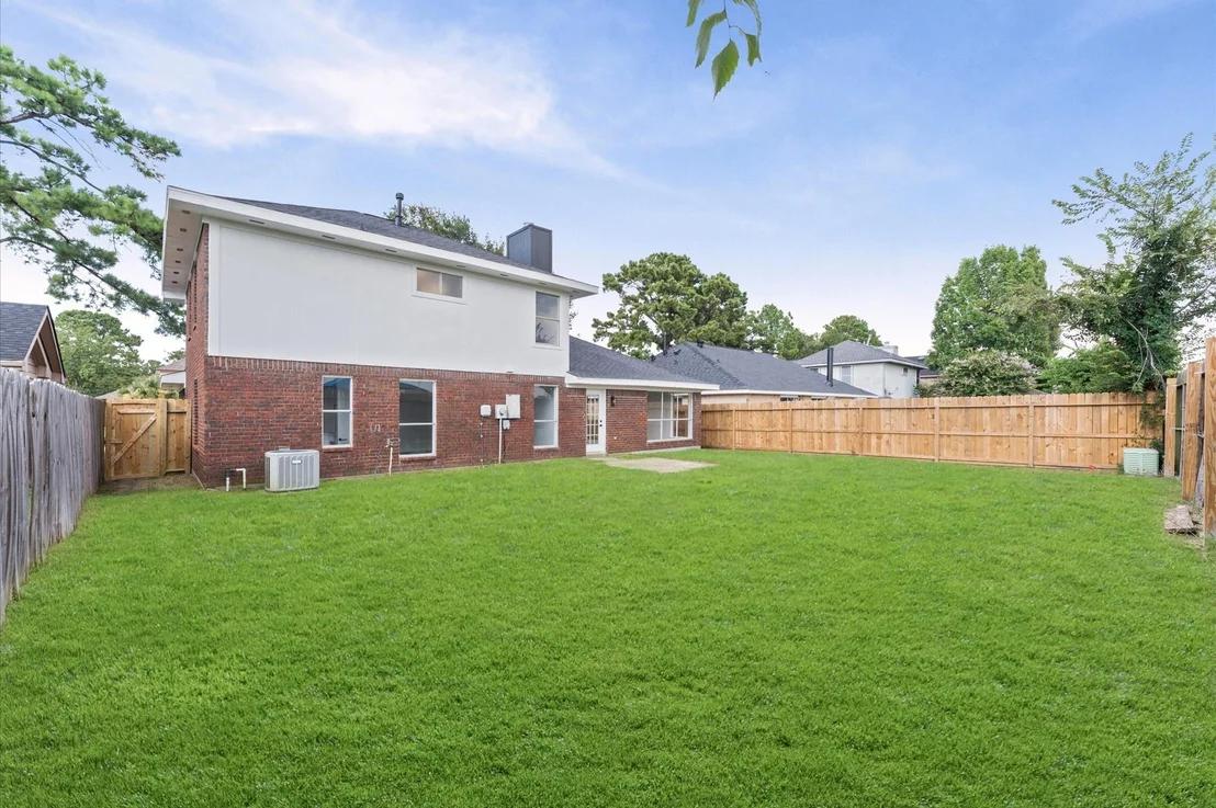 Photo of 17527 Hamilwood Drive