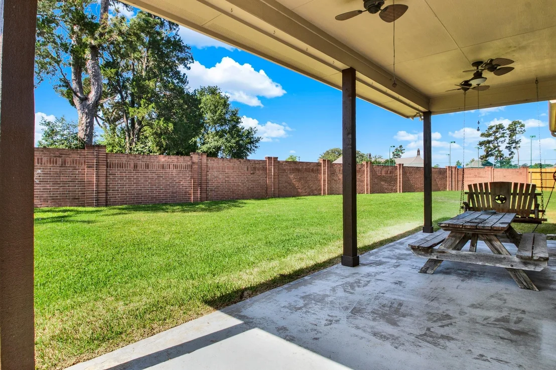 Photo of 9039 Charncross Lane