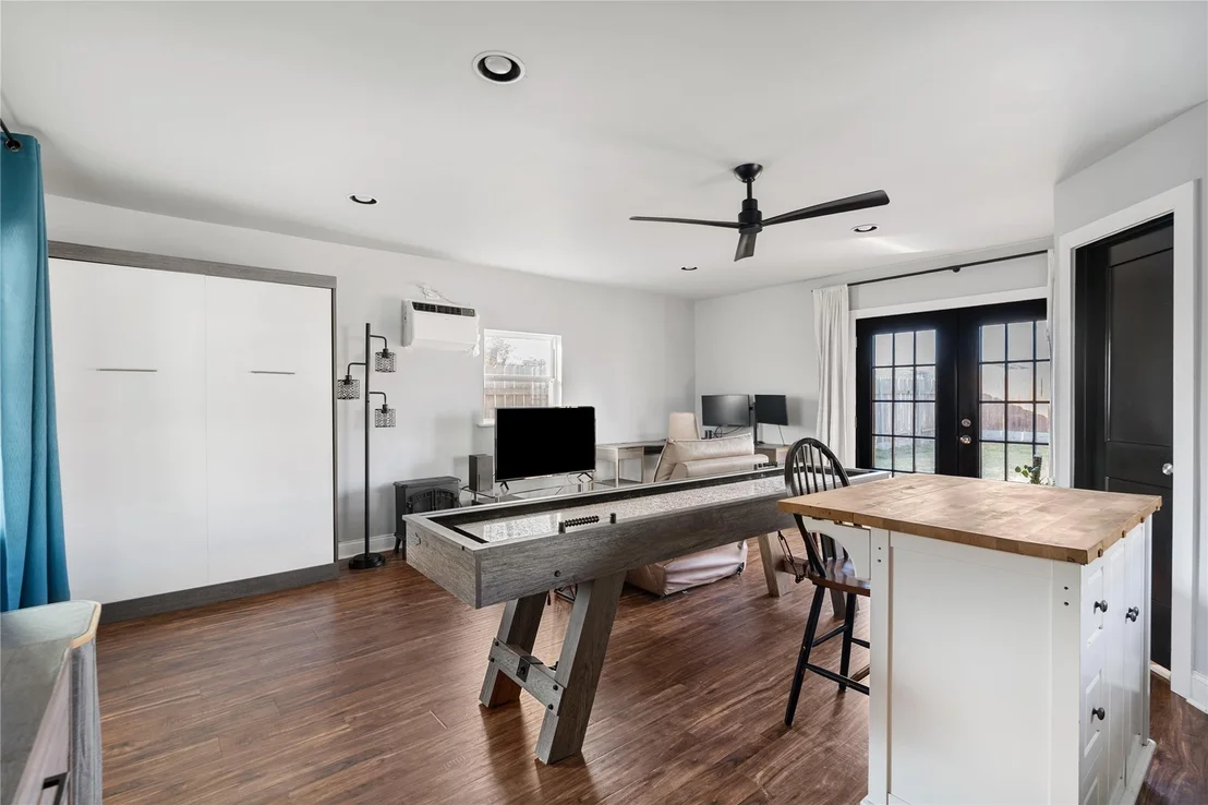Photo of 4522 Randwick Drive