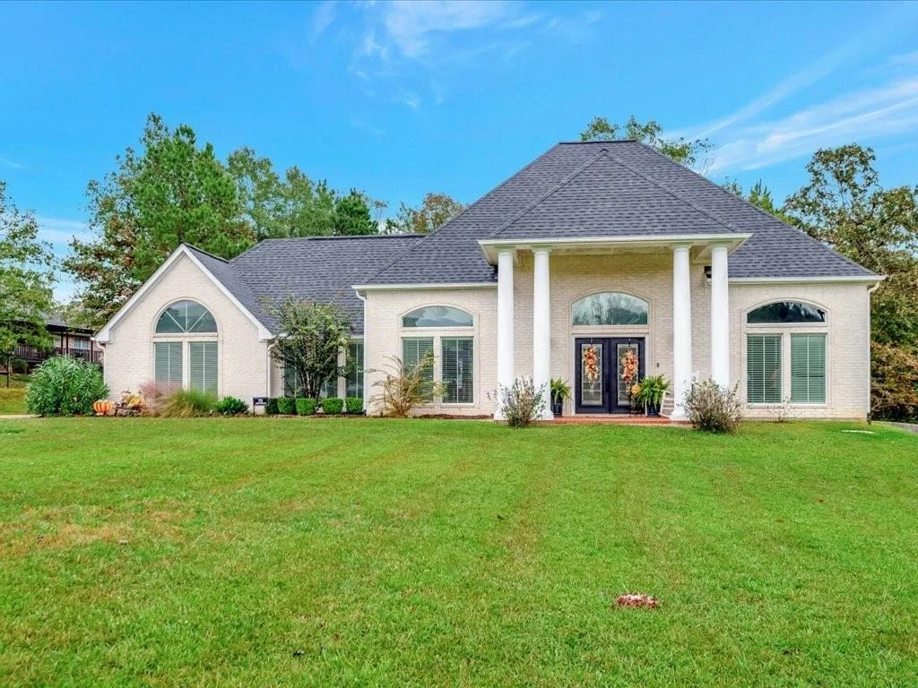 Photo of 325 Spring Creek Drive