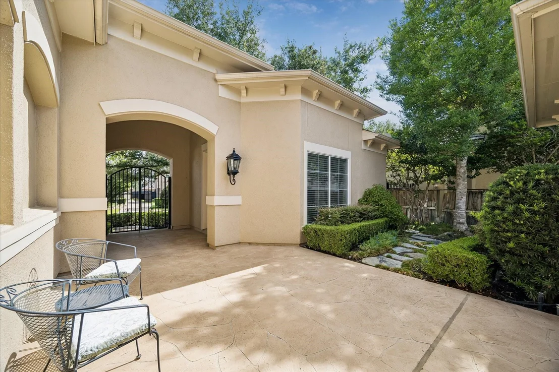 Photo of 11927 Legend Manor Drive