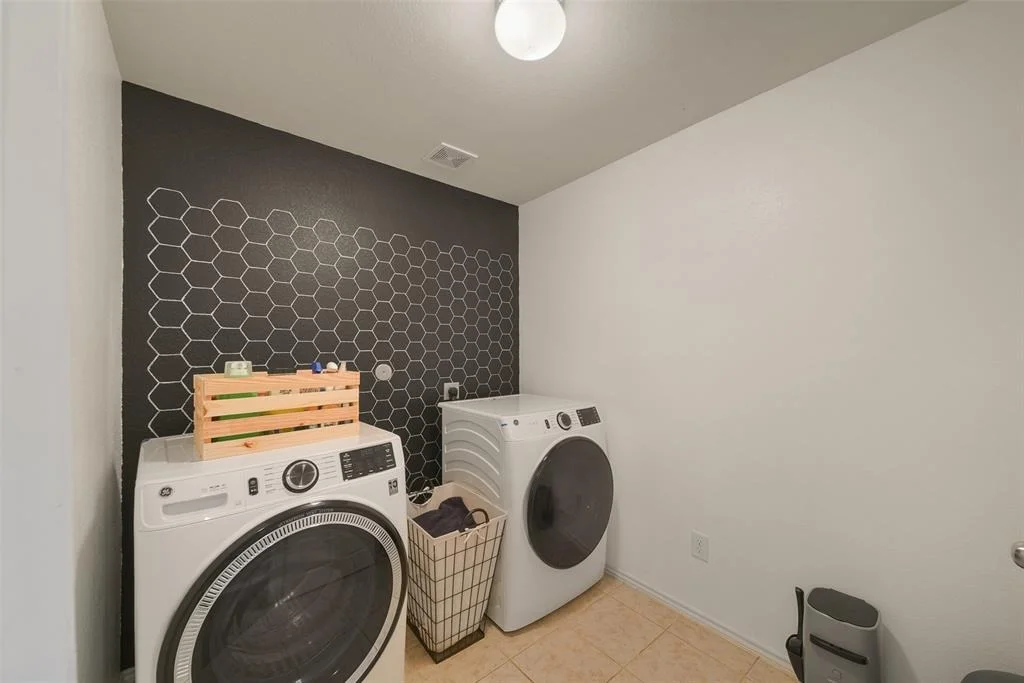 Photo of 1327 Athea Way