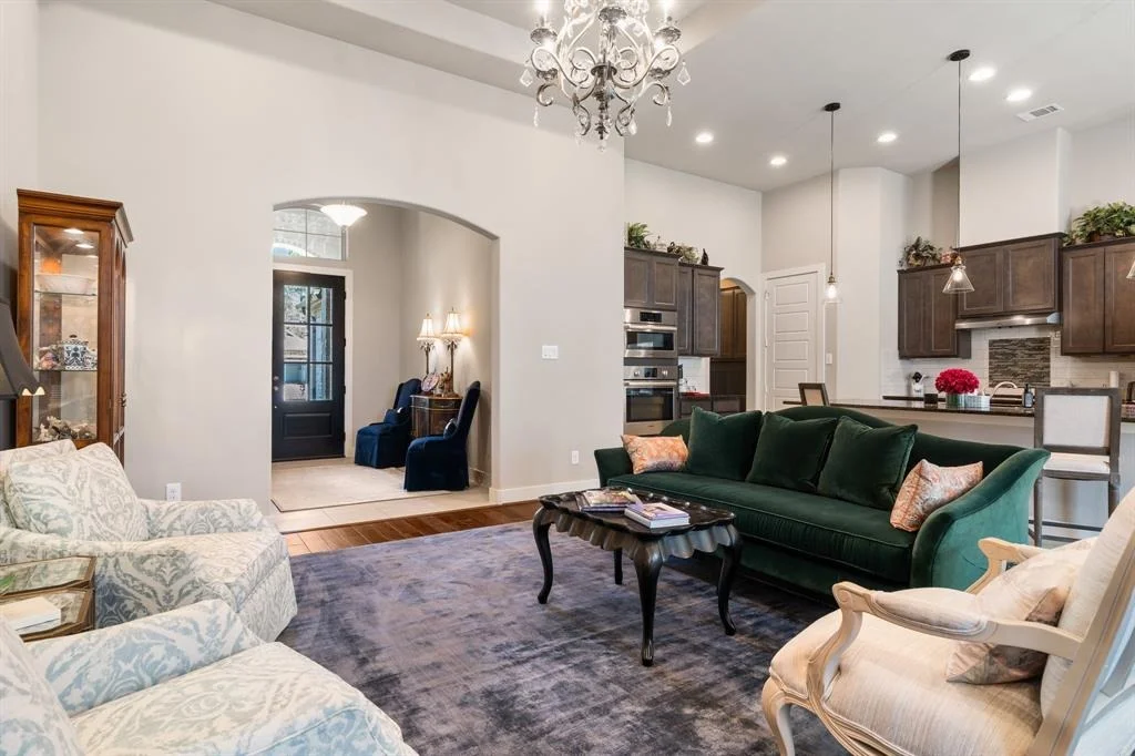 Photo of 320 Black Walnut Court