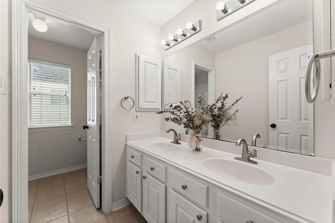 Photo of 5002 Cedar Spring Drive