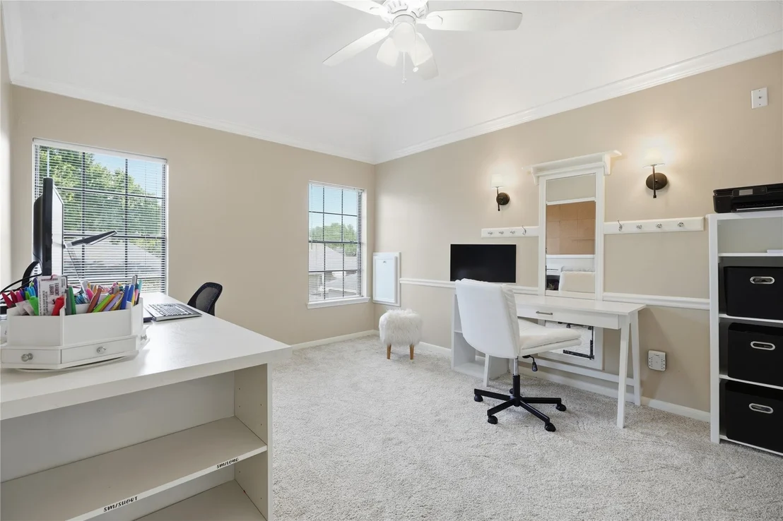 Photo of 6603 Stone Briar Drive