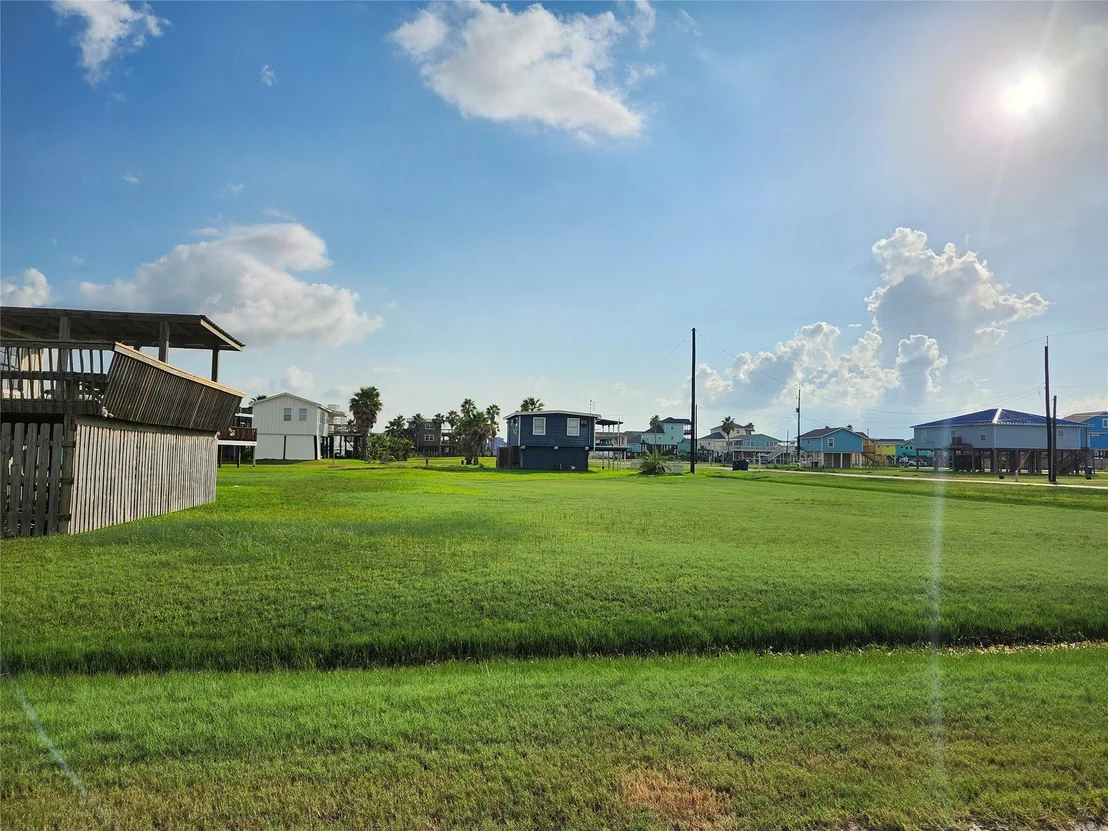 Photo of 522 Surf Drive