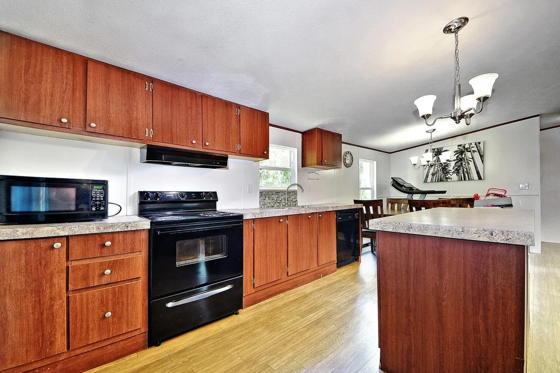 Photo of 317 River Road