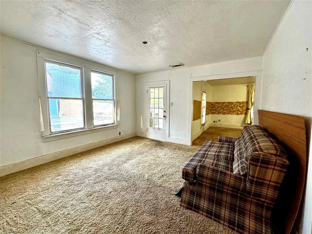 Photo of 516 S Pecan Avenue