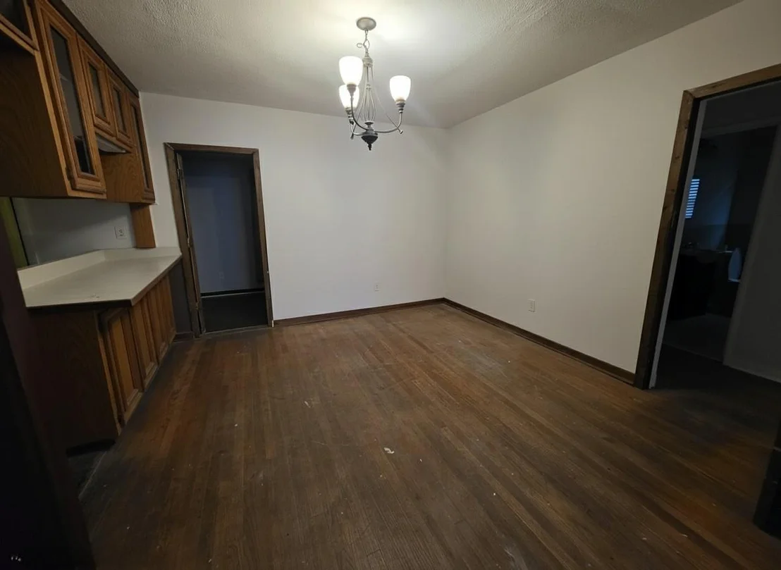 Photo of 8226 Barkley Street