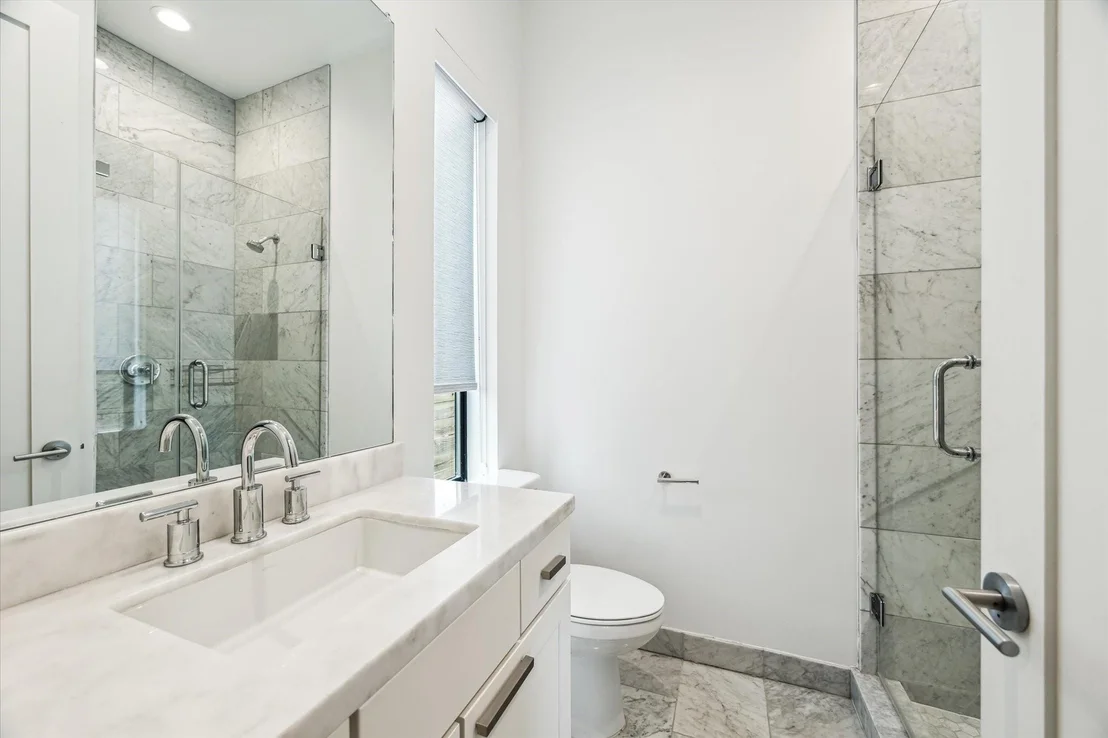 Photo of 1010 Waltway Drive