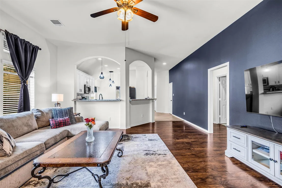 Photo of 31803 Forest Park Trail