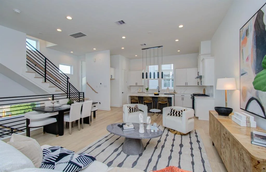Photo of 3010 Lamar Street