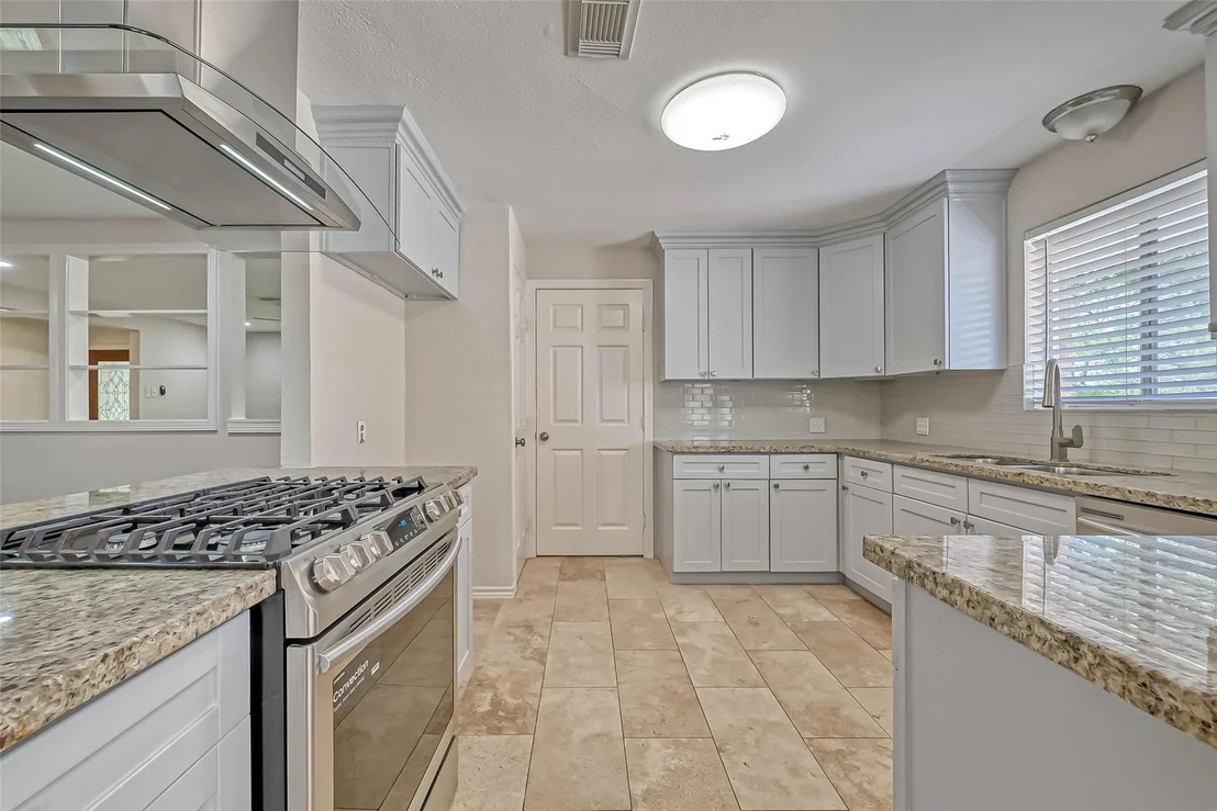 Photo of 9707 Kit Street