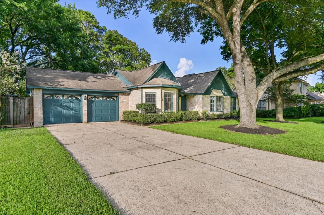 Photo of 1504 Windsor Drive
