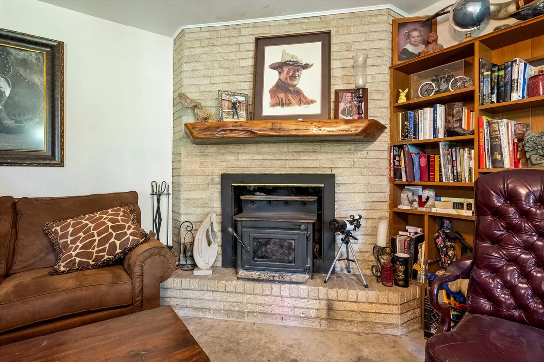 Photo of 2342 Apache Drive