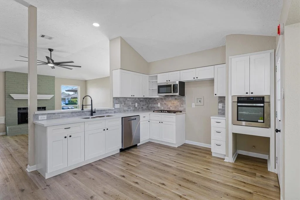Photo of 403 Woodrail Drive