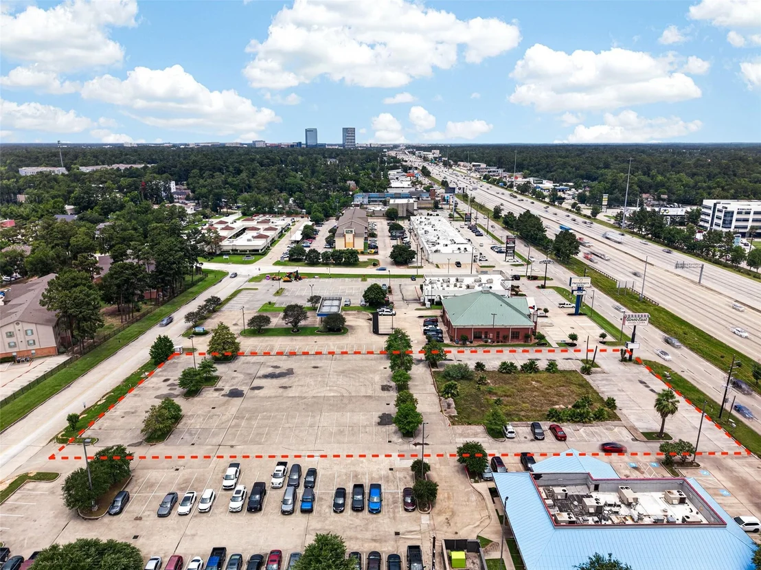 Photo of 25657 Interstate 45