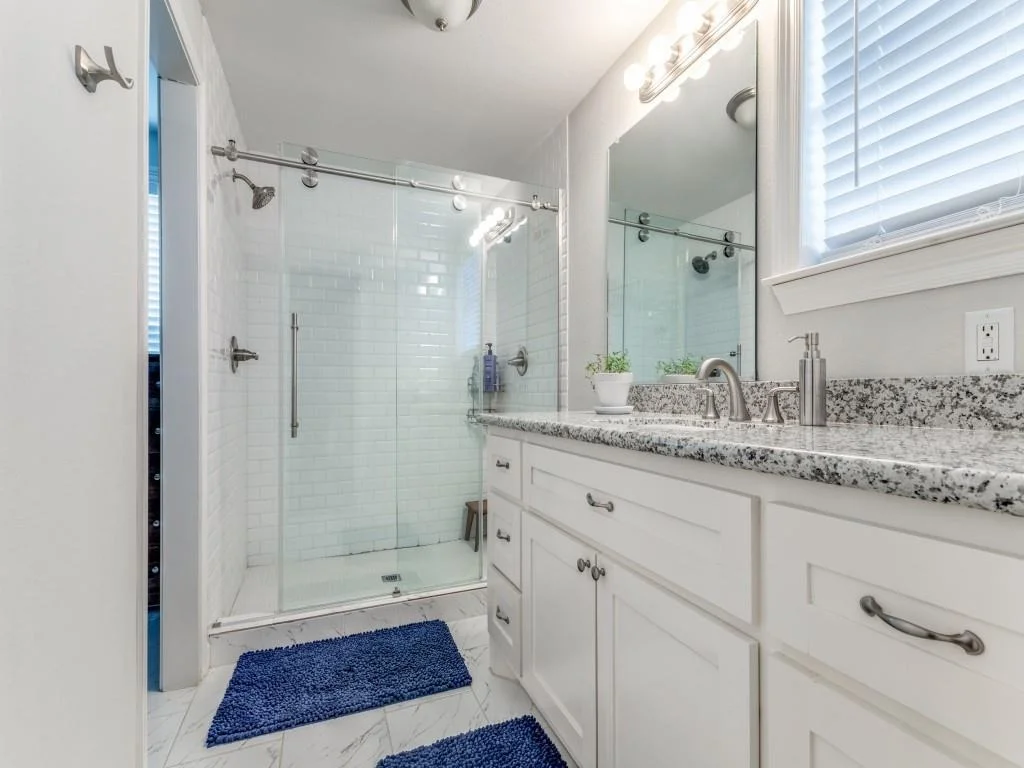 Photo of 5110 Cochran Street