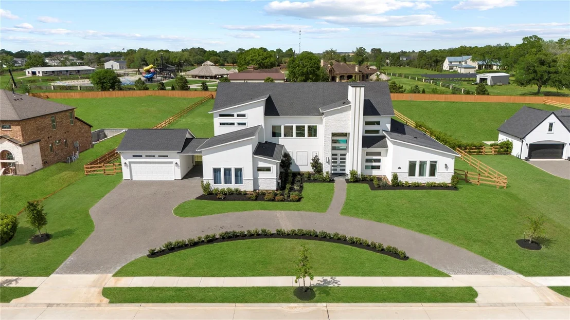 Photo of 29526 Circle S Ranch Trail