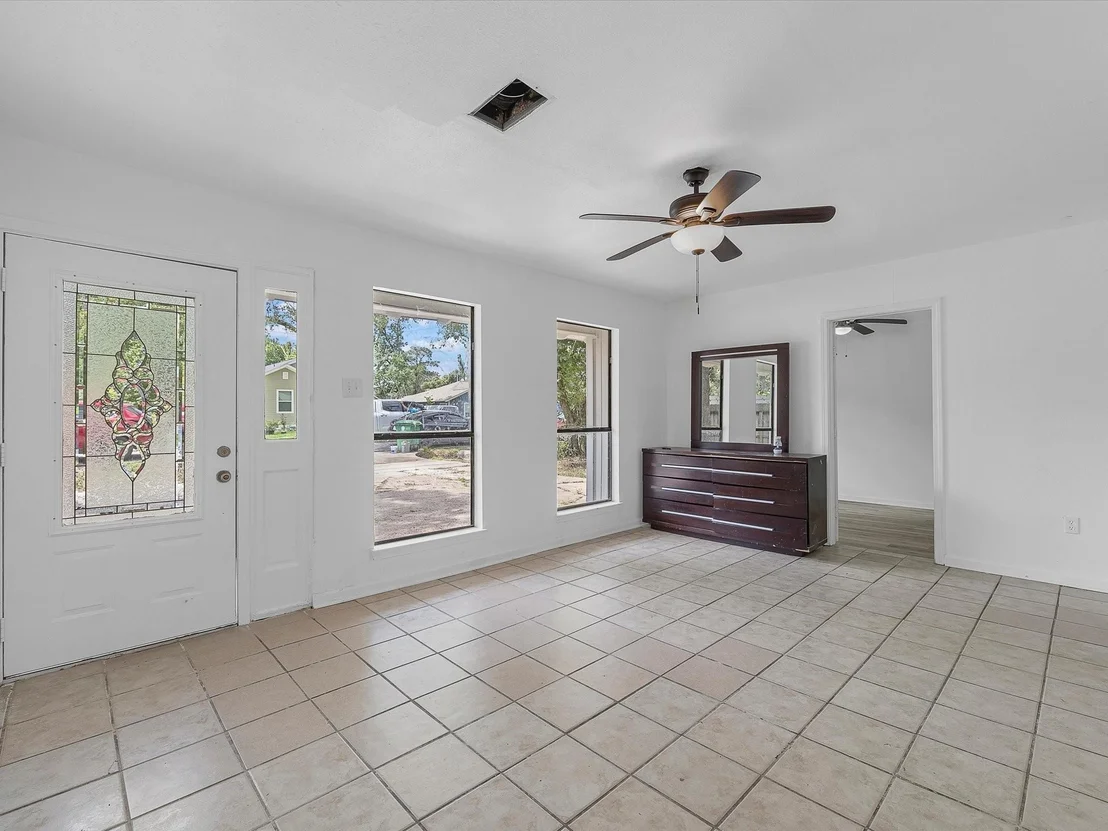 Photo of 8161 Record Street