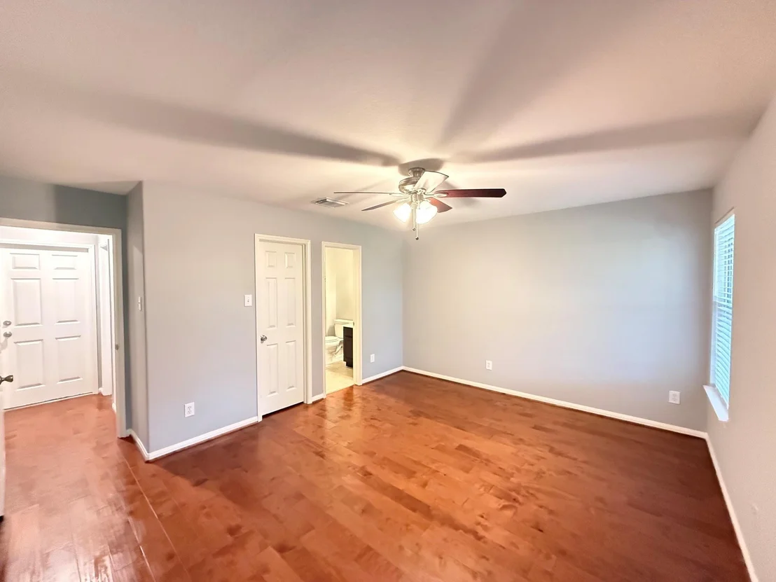 Photo of 19522 Fernhaven Drive