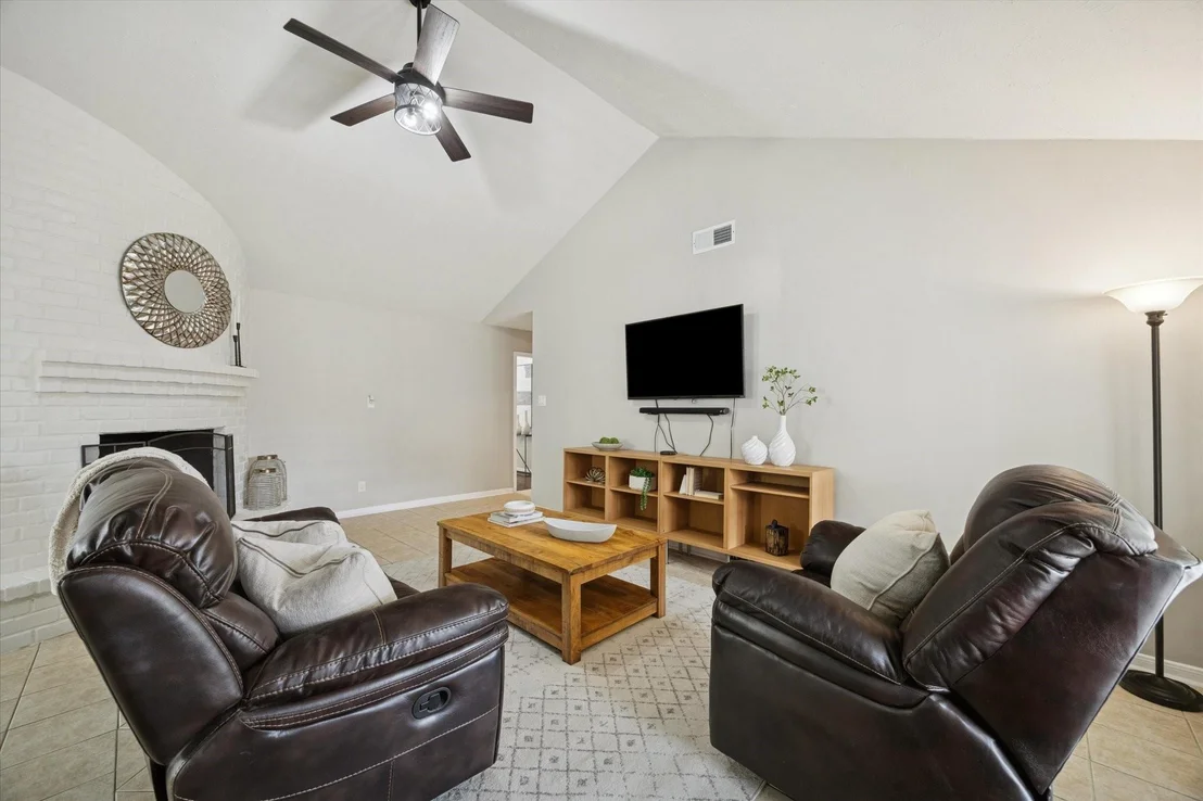 Photo of 5422 Golf Drive