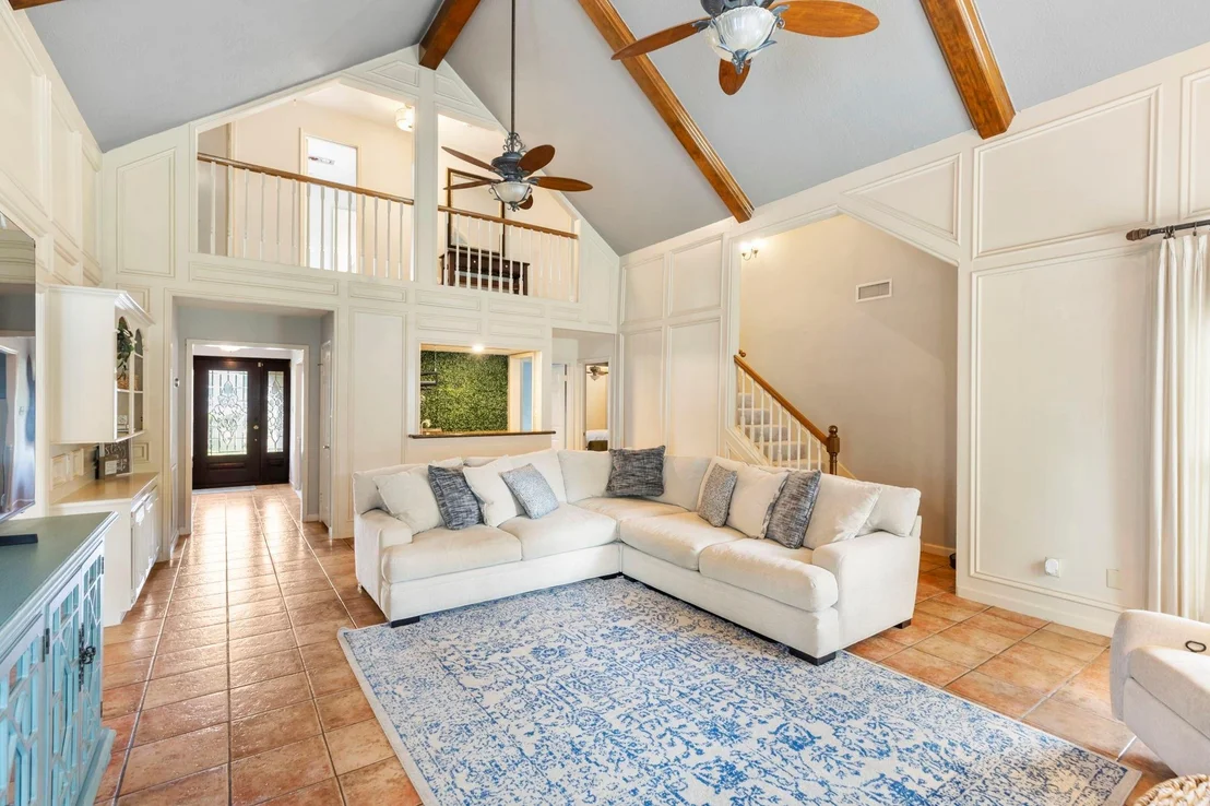 Photo of 15619 Pebble Bend Drive