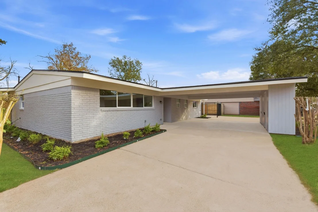 Photo of 12319 Renwick Drive