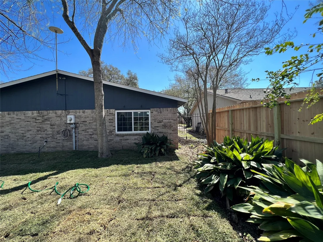 Photo of 3910 Lost Oak Drive