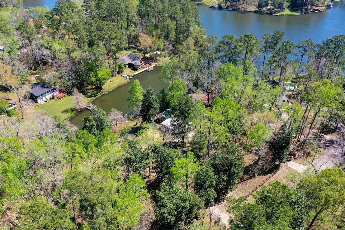 Photo of 400 Driftwood Drive