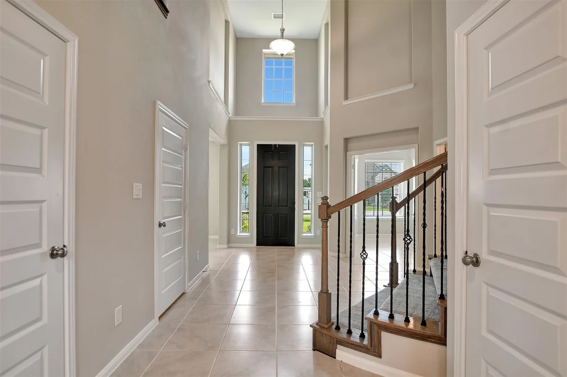 Photo of 246 Peninsula Point Drive