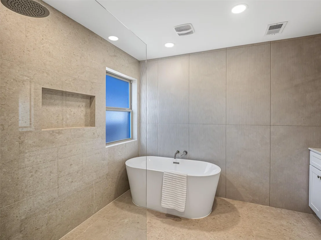 Photo of 2014 Elmgate Drive