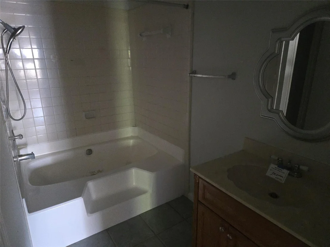Photo of Unit 501 at 3780 Tanglewilde Street