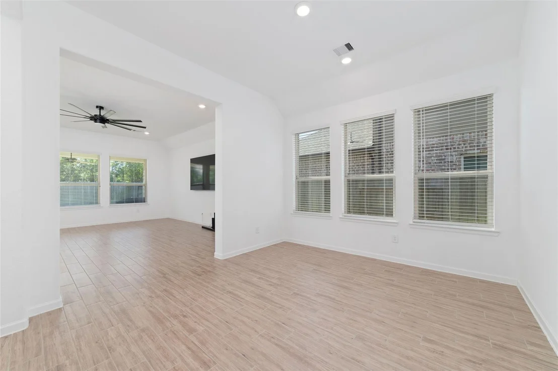 Photo of 11023 Abendstern Road