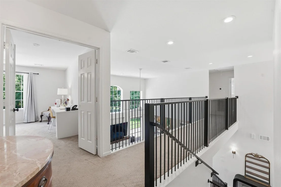 Photo of 37 Treescape Circle