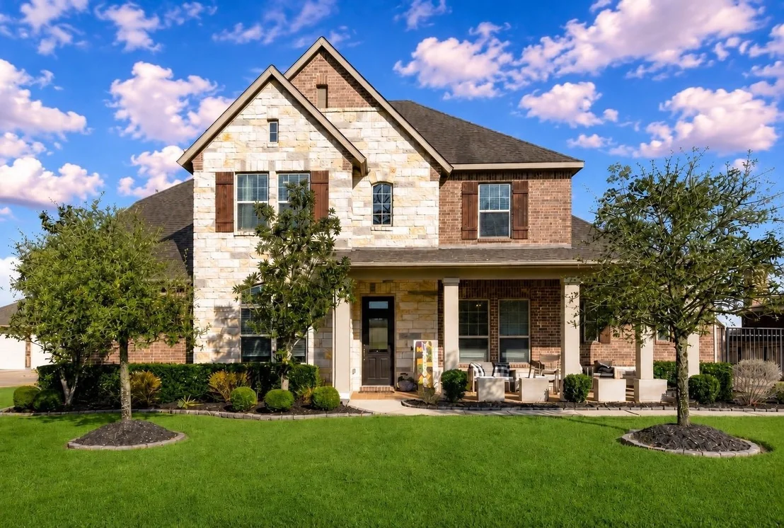 Photo of 40664 Damuth Drive
